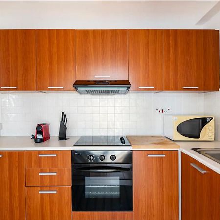 Top Floor Apartment City Center لارنكا المظهر الخارجي الصورة
