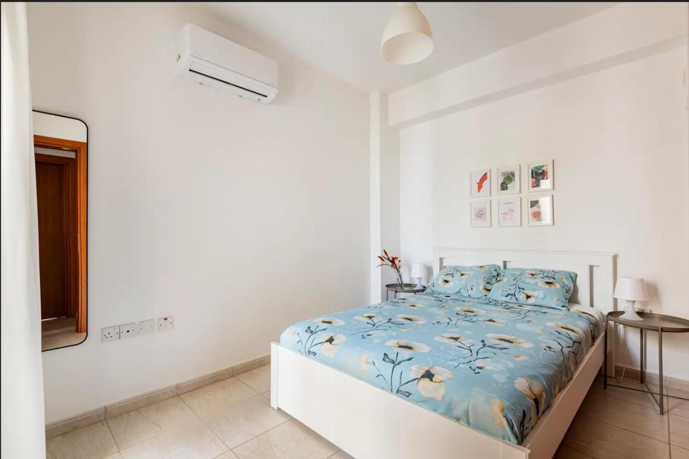 Top Floor Apartment City Center لارنكا المظهر الخارجي الصورة