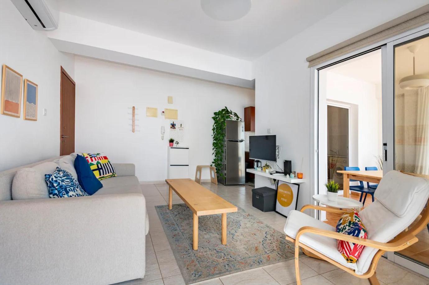 Top Floor Apartment City Center لارنكا المظهر الخارجي الصورة